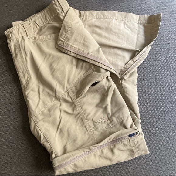 The North face Mens hiking pants, convertible, M regular - Picture 5 of 8
